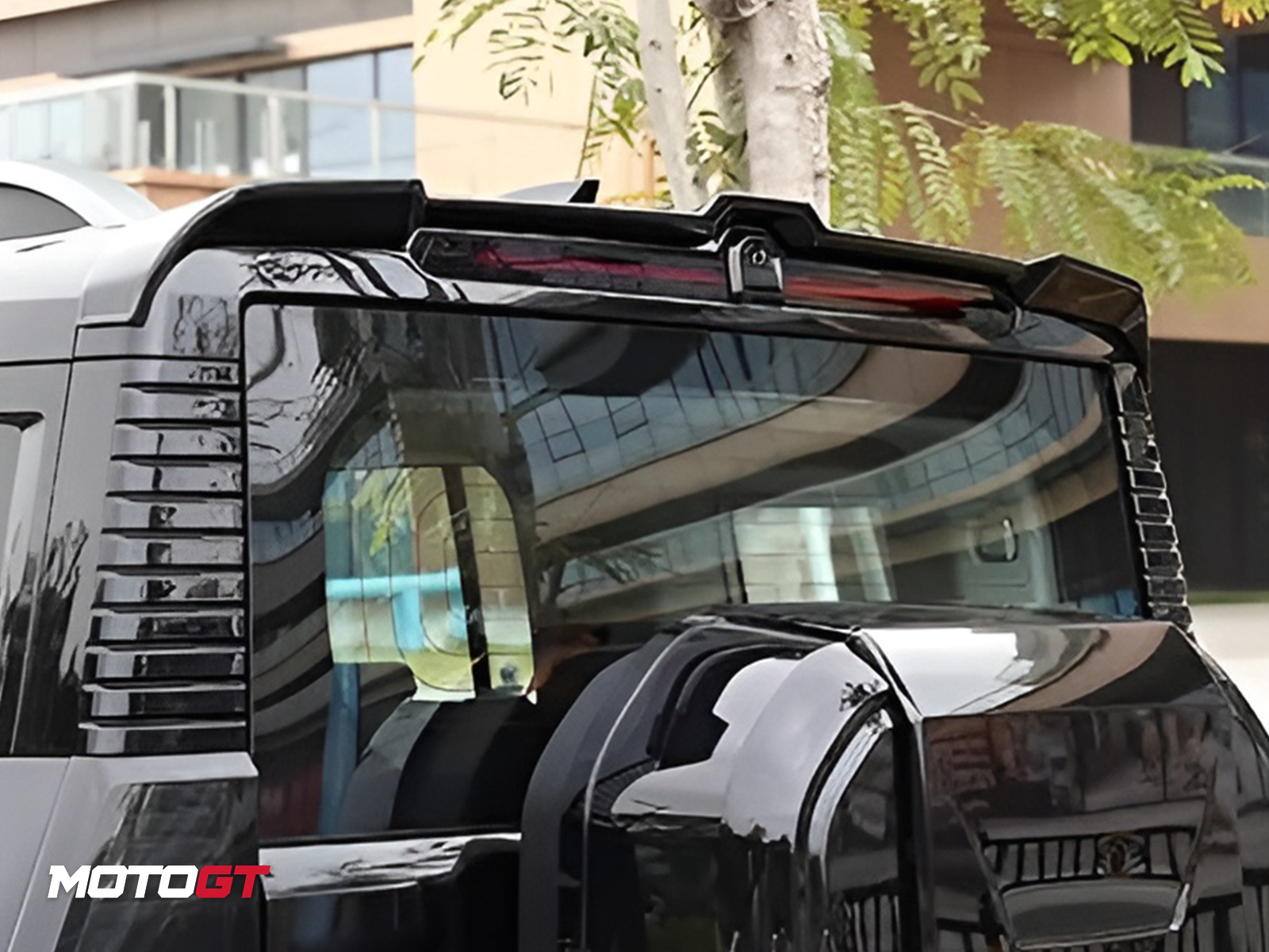 JETOUR T2 Roof Sports Spoiler